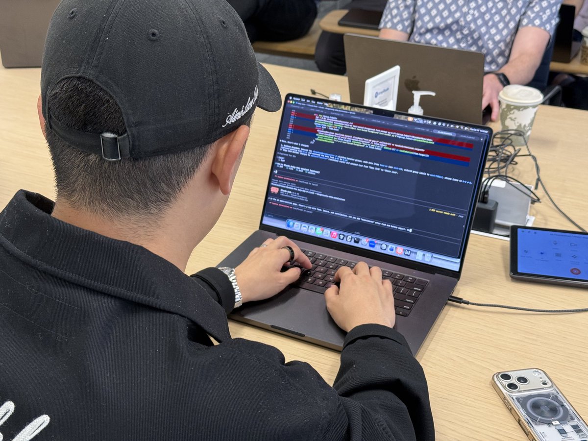 When your pm locks in <a href="/frankdotlee/">Frank Lee</a>