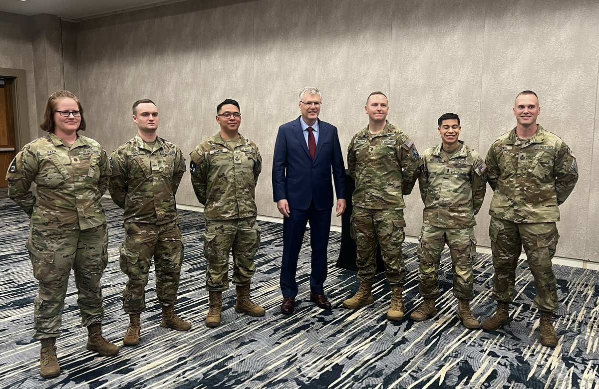SecAFOfficial's tweet image. It was great to meet with our #Airmen, #Guardians and civilians at #AFAColorado - especially the 2025 @USSpaceForce Polaris Award winners! 

@usairforce | @AFA_Air_Space