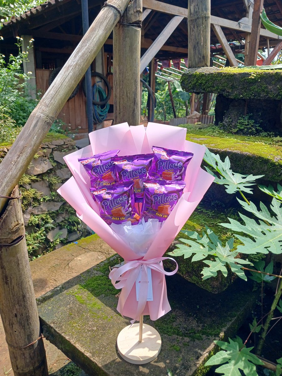 beadstiquee tweet media