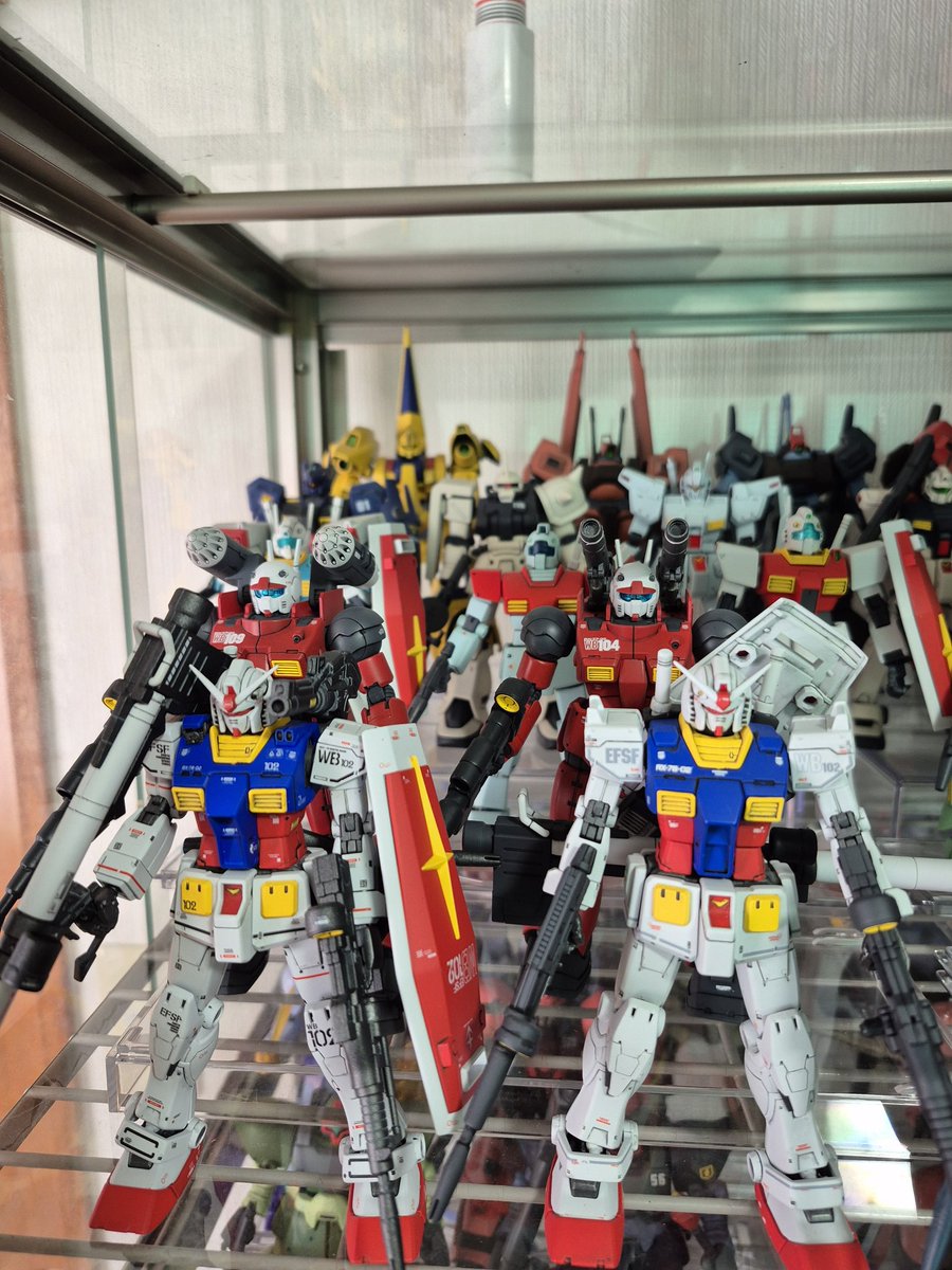 keitanrx178's tweet photo. #ガンプラ
#gunpla 
#ガンプラ好きな人と繋がりたい
#ガンキャノン
#ガンプラ好きな人達と繋がりたい
#ガンプラ女子
#おっきーおっきーチャンネル
皆さん、こんにちは👋😃こんばんは😃🌃おはようございます🤗
ククルス・ドアンの島版ガンキャノンの104カイ機、109ハヤト機が完成しました。 https://t.co/wSaksV8mdX