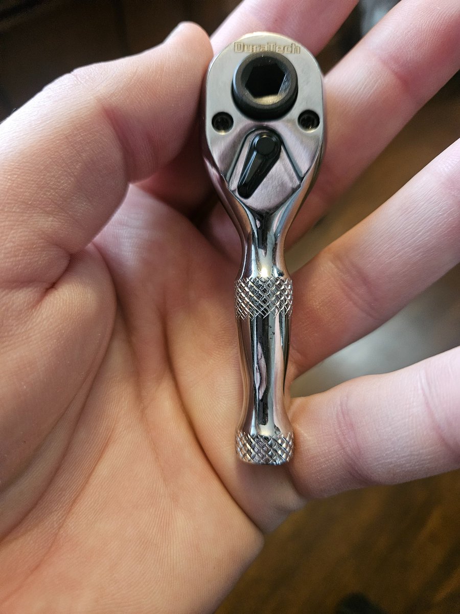 willdryson's tweet photo. The algorithm here is interesting, somewhere between 30k impressions to  106 🤣🥳 makes sense.

But this ratchet is cute 😍 and I like it. 
#minitools #justforfun https://t.co/kZoY19a1Qd