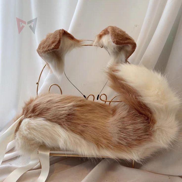 sw33ts4meee's tweet photo. I wanna get puppy ears and a puppy tail but I don't know howww ;< kinda like these types [I'm NOT a furry nor do I intend to BE a therian either I just wanna dress up and be a puppy girl!!] https://t.co/HftpIvLyz2