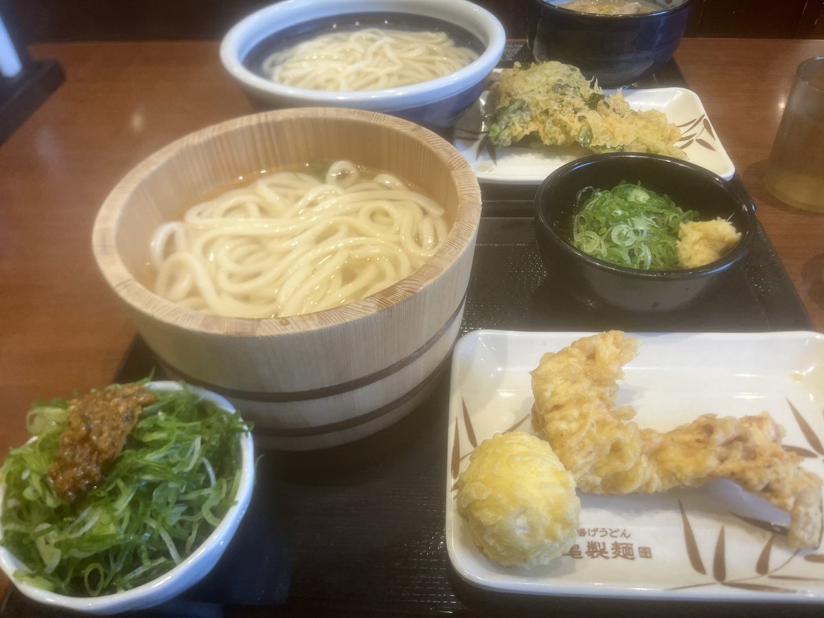 るる tweet media