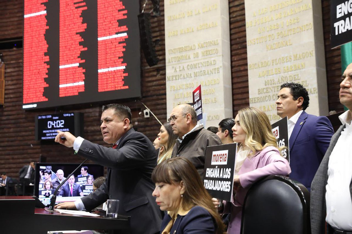 Día de trabajo en la Cámara: sesión, comisiones y posicionamiento firme del Grupo Parlamentario del PRI.

Sobre la reforma de las 40 horas lo dijimos con claridad: estamos a favor en lo general, pero no de una reforma incompleta que pone en riesgo el empleo y rompe el equilibrio.