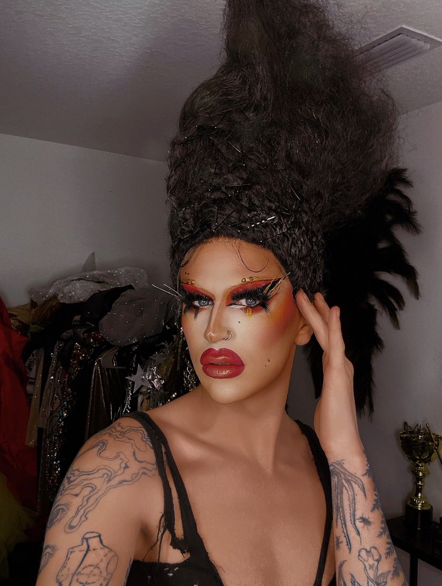 Gidget Von Addams tweet media