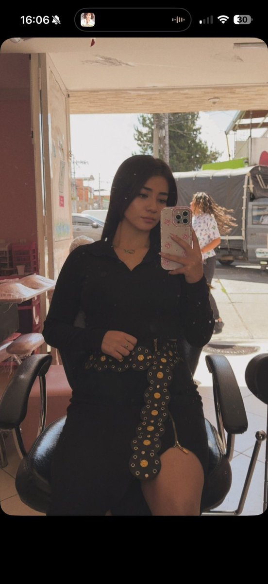 itsaraof tweet media