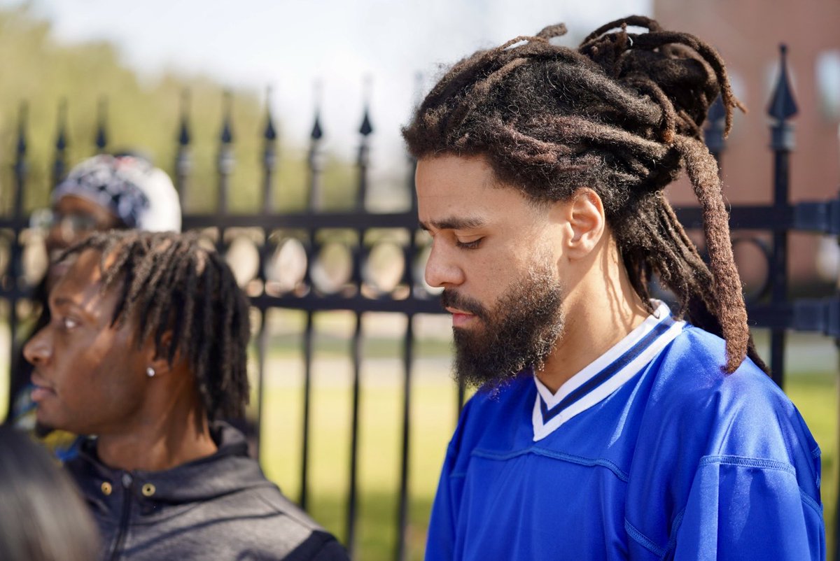 Hollywood.Smoove tweet media