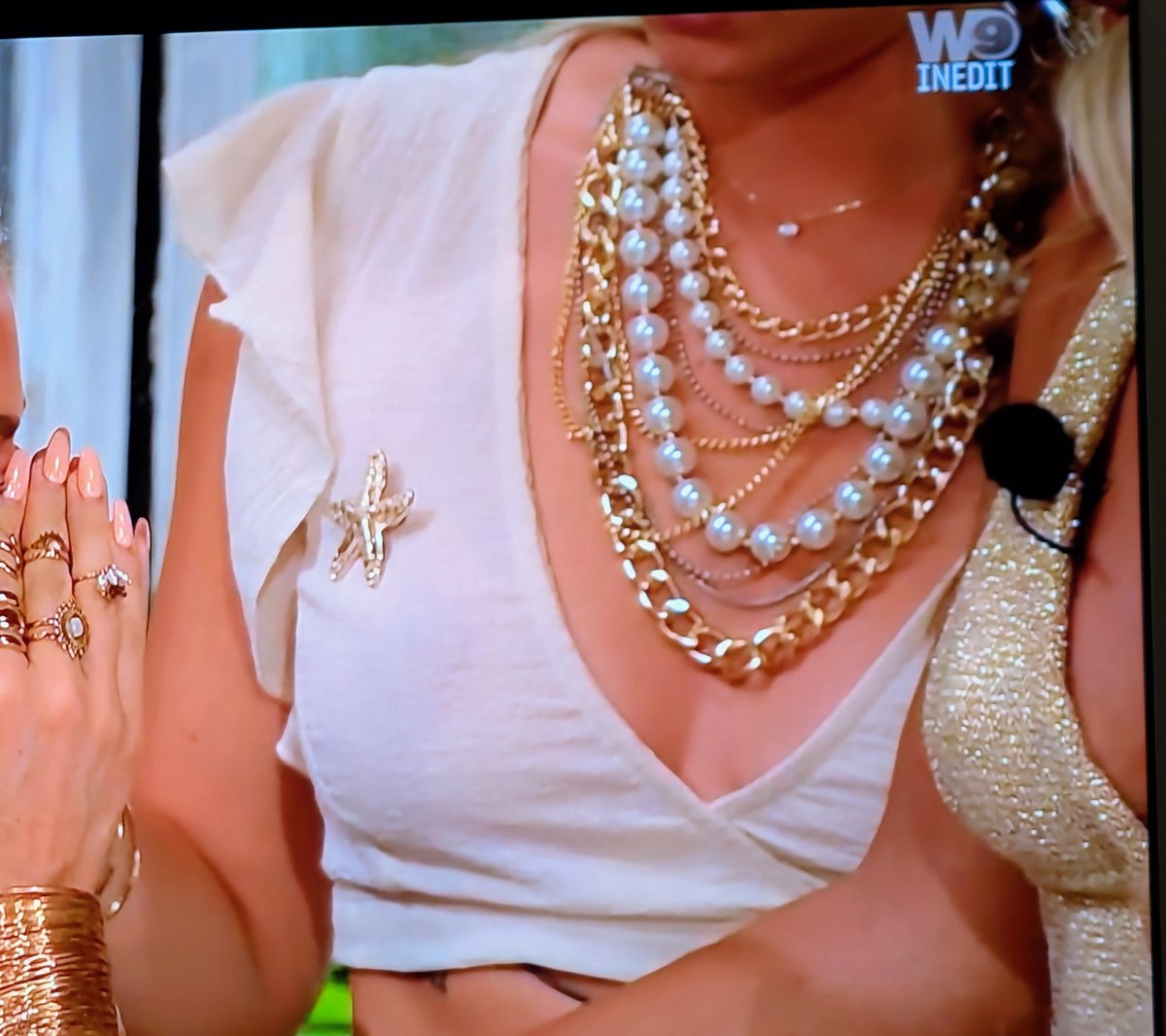 beuzinsky tweet media