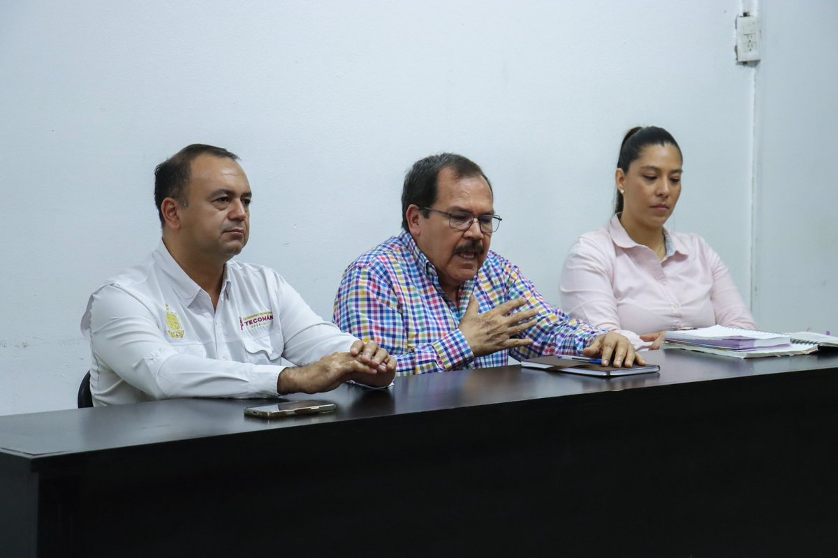 #EntérateAD | IPECOL y Ayuntamiento de Tecomán fortalecen orientación pensionaria a elementos de Seguridad Pública

Más información en: adcolima.mx/2026/02/24/ipe…