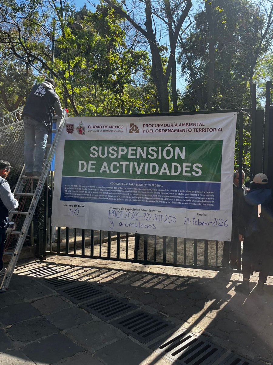 Se le cayó el negocio al alcalde <a href="/mauriciotabe/">Mauricio Tabe Echartea</a> 

La <a href="/PAOTmx/">PAOT</a> acaba de suspender  el evento privado que se llevaría en el Parque Lira porque no tenía permisos.

Lo denunciamos.
Los vecinos resistieron.
Y hoy la autoridad ambiental nos dio la razón.

El espacio público se defiende.