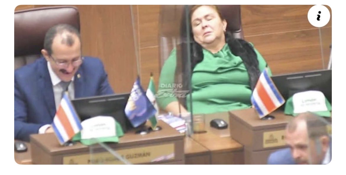 rosave's tweet photo. @lausacr Tal vez la mejor contribución de la diputada Méndez es que continúe la siesta! https://t.co/CcOQWZbURF