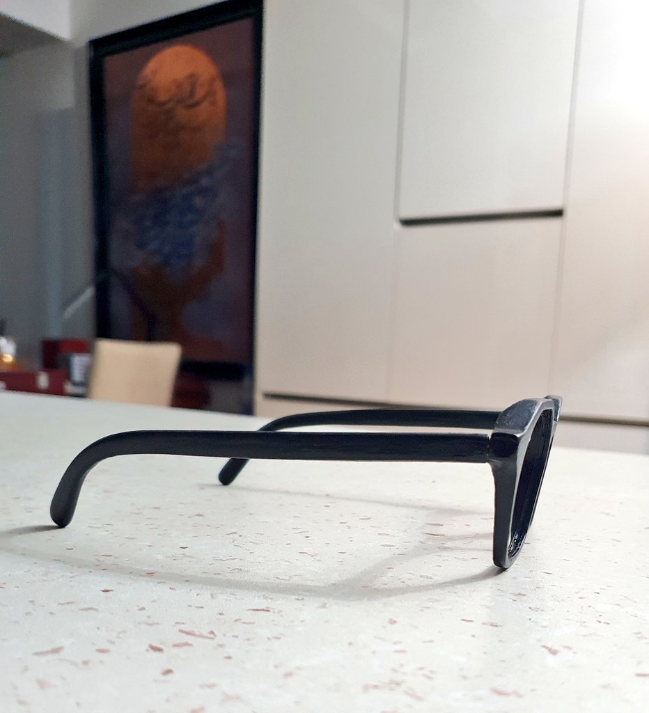 عینک چوبی ساز(امیرحسین) tweet media