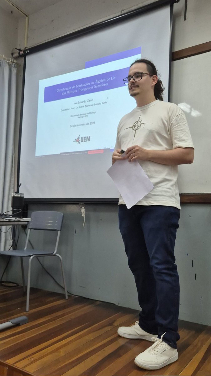 EdduDesign's tweet photo. De hoje em diante eu não sou apenas mestre de RPG

Eu sou mestre de matemática também 🔥 😎

(merch de OP sempre presente, tamo junto) https://t.co/naZWXevcWE