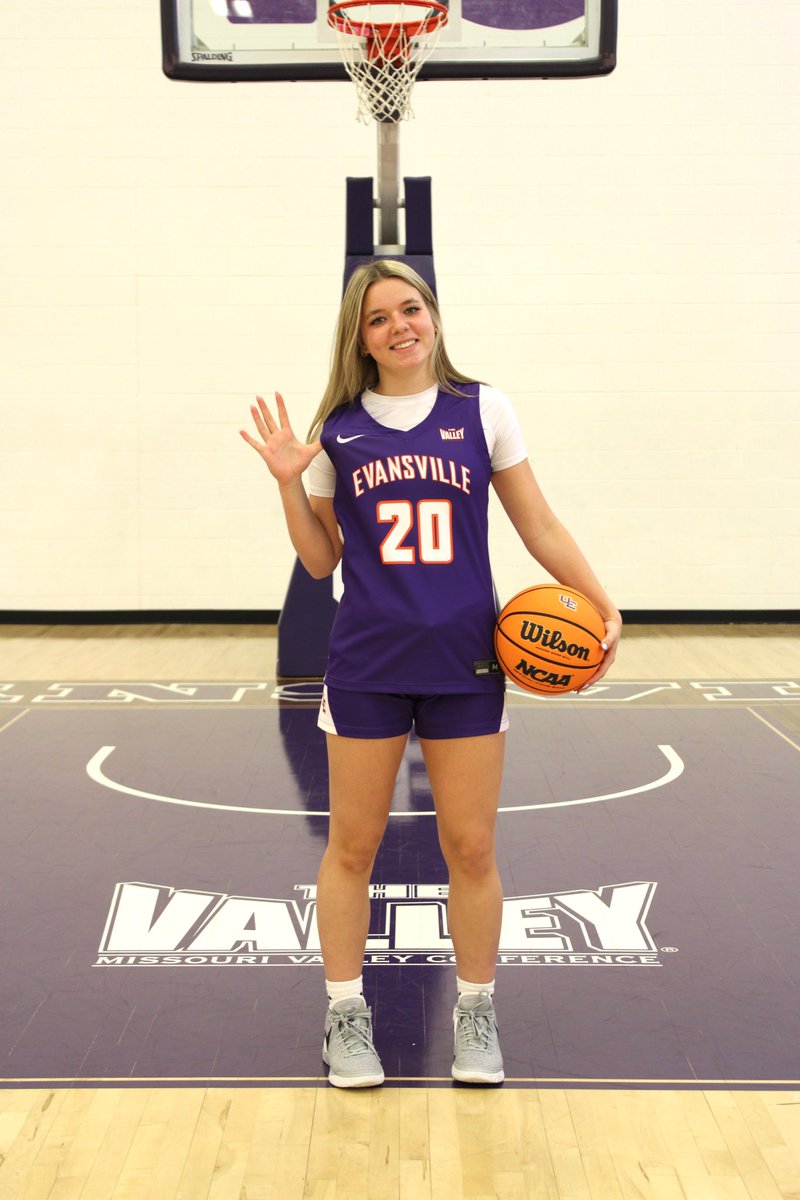 Ella Burleson tweet media