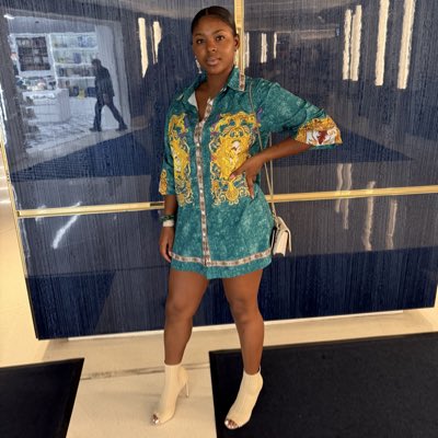 lonna_lenai's tweet photo. #NewProfilePic https://t.co/toSApEeXBu