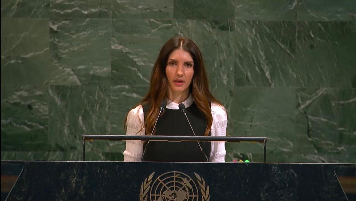 Romania supported the adoption of the resolution calling for peace in Ukraine. We stand with 🇺🇦 for a comprehensive, just&amp;lasting peace in line with UN Charter&amp;principles of sovereignty,
independence&amp;territorial integrity.
Russia must genuinely engage in the US-led peace efforts.