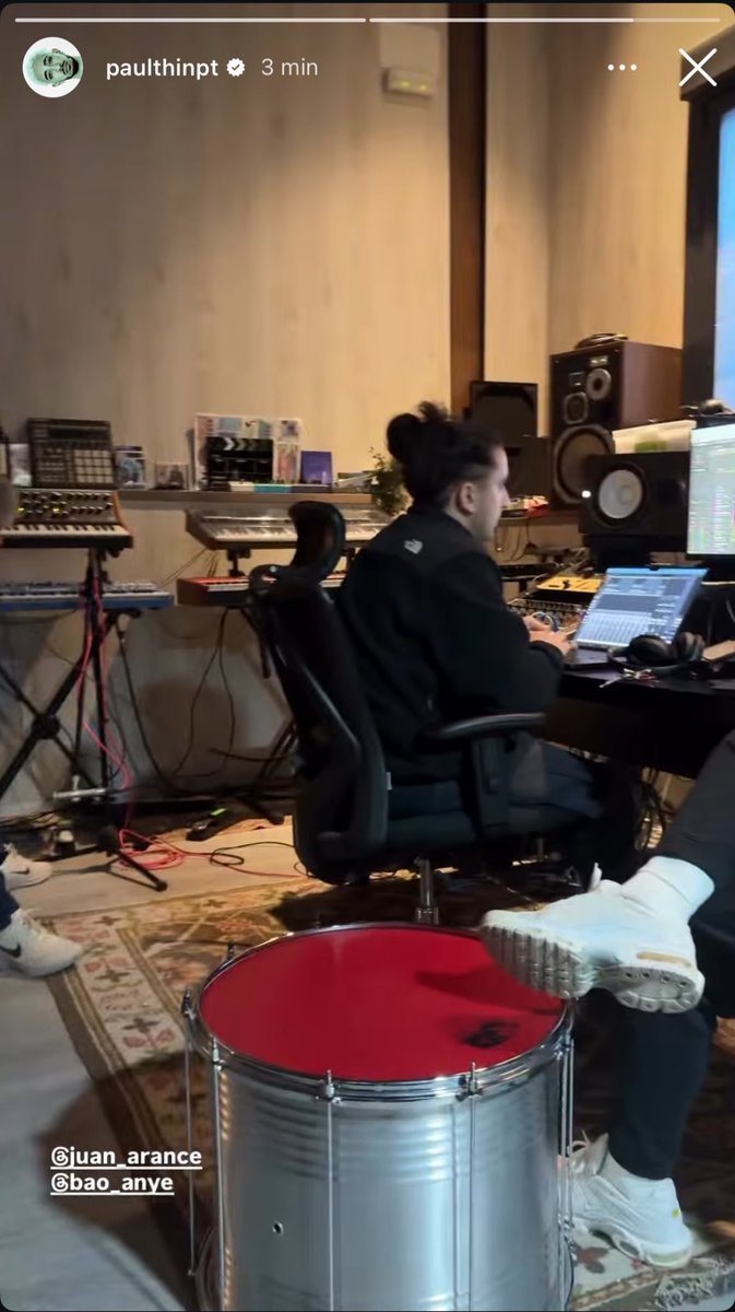 paul thin trabajando con el productor de ralphie choo rusowsky estopa y juancho marqués!!!!