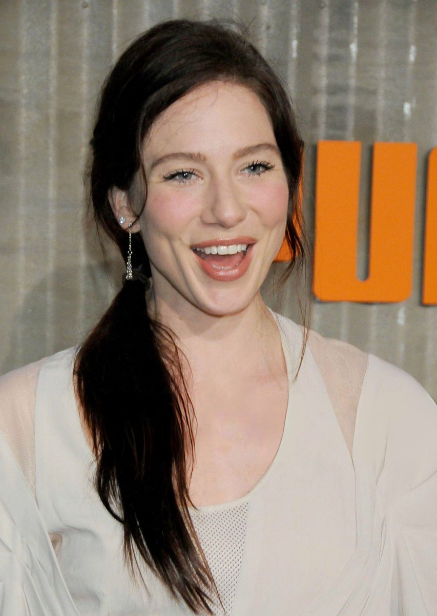 Lynn Collins attends “The African Bazaar” red carpet presented by Puma in Los Angeles, California (2009)