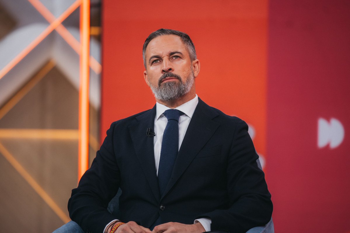 Entrevista en <a href="/antena3com/">Antena 3</a> <a href="/EspejoPublico/">Espejo Público</a> con <a href="/susannagriso/">Susanna Griso</a>