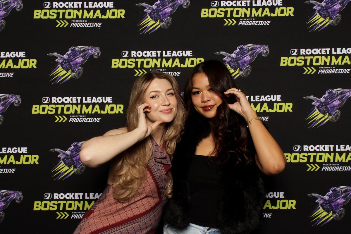 Mellina van Meurs ♡ tweet media