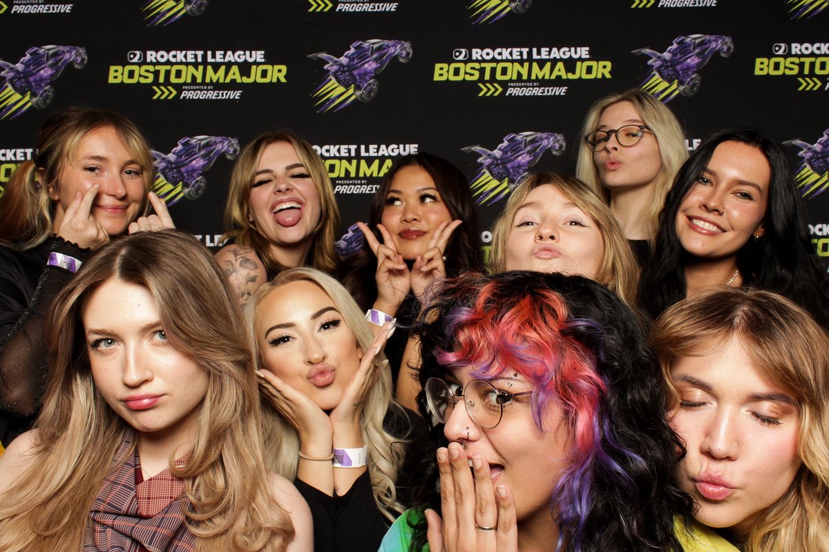 Mellina van Meurs ♡ tweet media