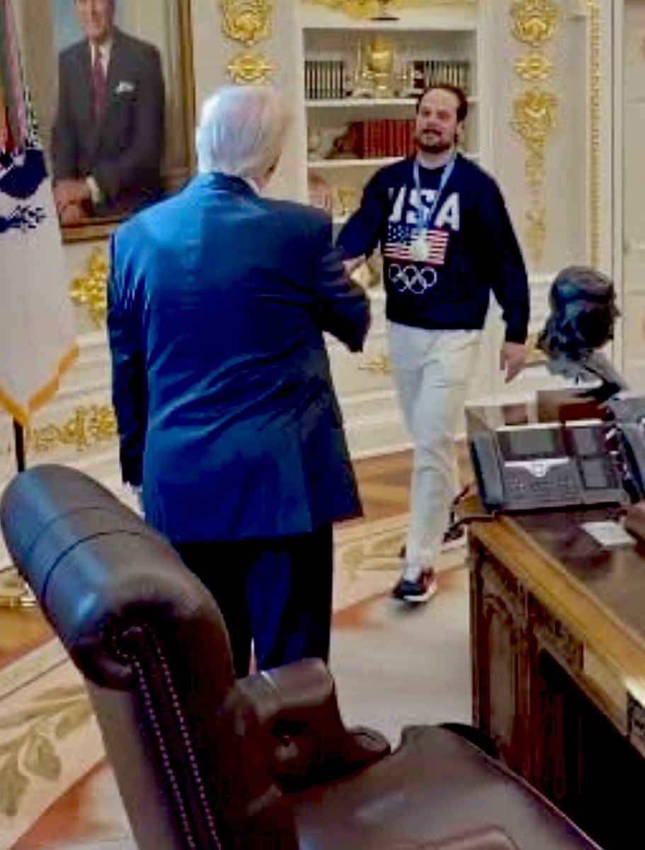 Howard Berger tweet media