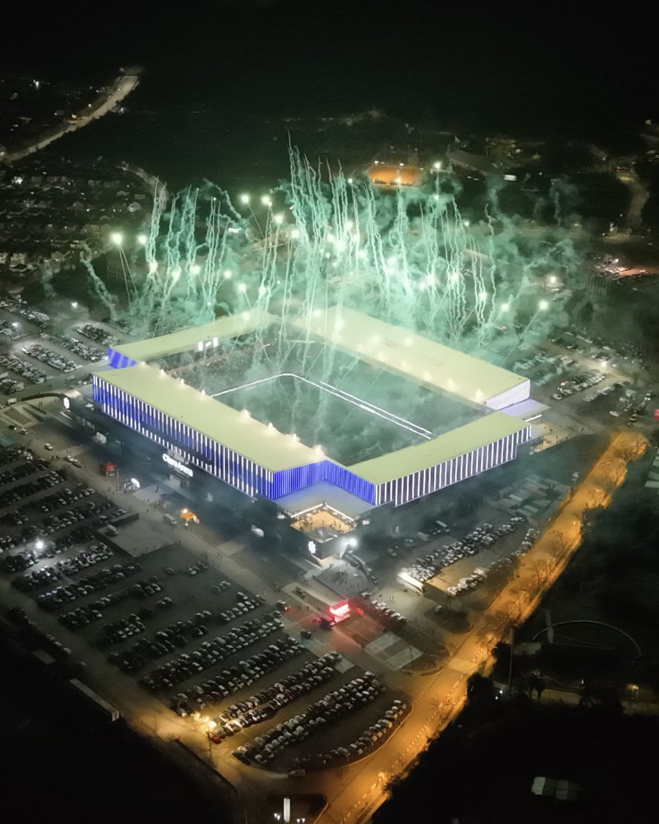 𝐓𝐄𝐍𝐄𝐌𝐎𝐒 𝐍𝐔𝐄𝐕𝐀 𝐍𝐎𝐌𝐈𝐍𝐀𝐂𝐈Ó𝐍, ¡𝐓𝐎𝐃𝐎𝐒 𝐀 𝐕𝐎𝐓𝐀𝐑 𝐏𝐎𝐑 𝐍𝐔𝐄𝐒𝐓𝐑𝐀 𝐂𝐀𝐒𝐀! 😍🤍💙

Nuestro Claro Arena es candidato al “Estadio del Año 2025” por el destacado medio <a href="/StadiumDB/">StadiumDB.com</a> 🏟️🌍 Un reconocimiento que pone al nuevo hogar de Universidad Católica en