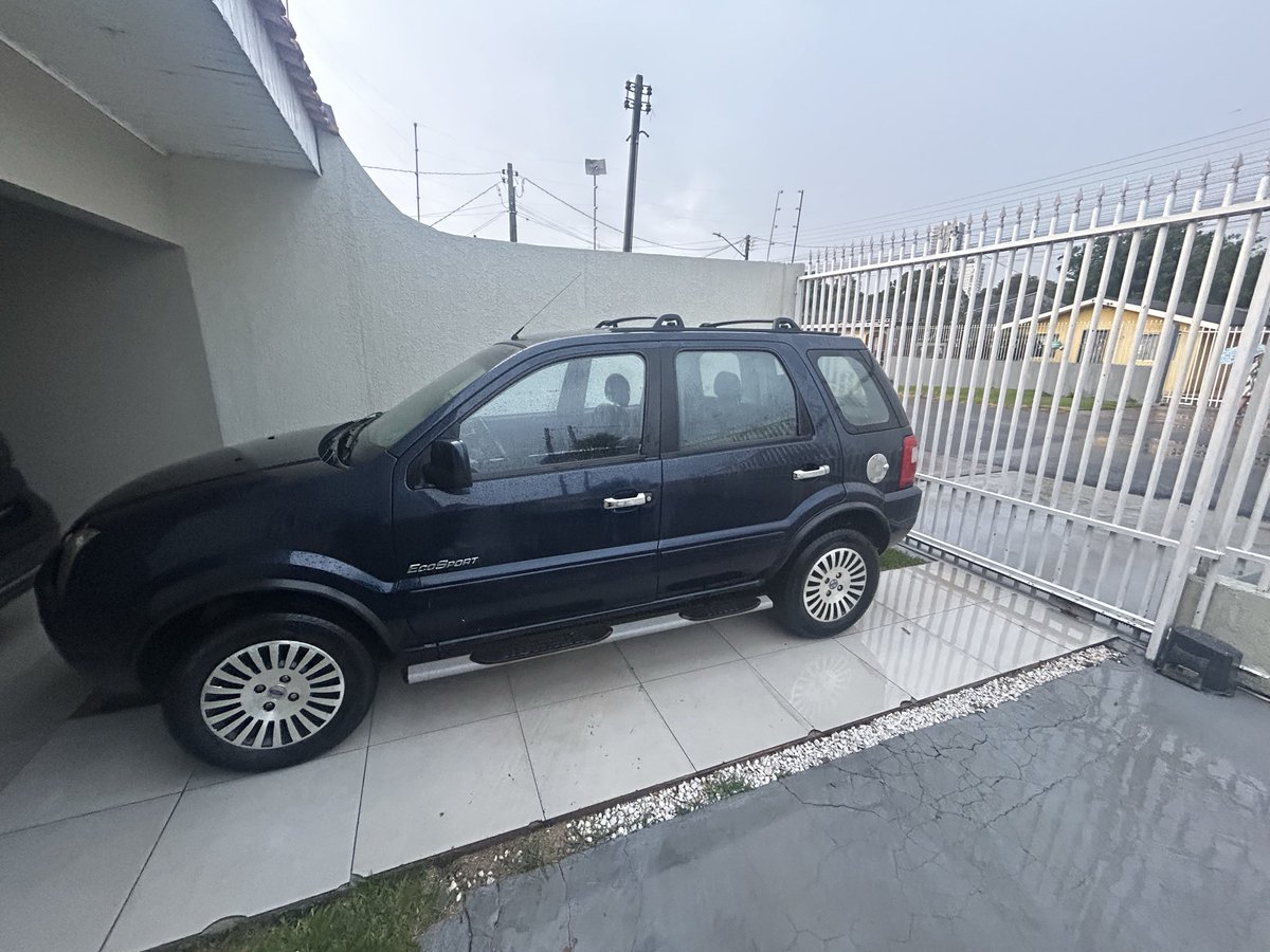 Pedro_Panizzan's tweet photo. Kkkk meu primeiro carro https://t.co/Jb4Fp3x7CR