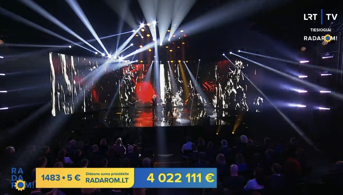 gryn_a's tweet photo. The RADAROM! 🇱🇹 live event closes with over 4 million EUR donated.
Plus, one of the auctions organised for this cause had Ukraine's flag with President Zelenskyy's autograph as a prize, and the winning bid was 60 000 EUR!
There were other auctions too.
Final result in a few days. https://t.co/Ps3mKPpnGB