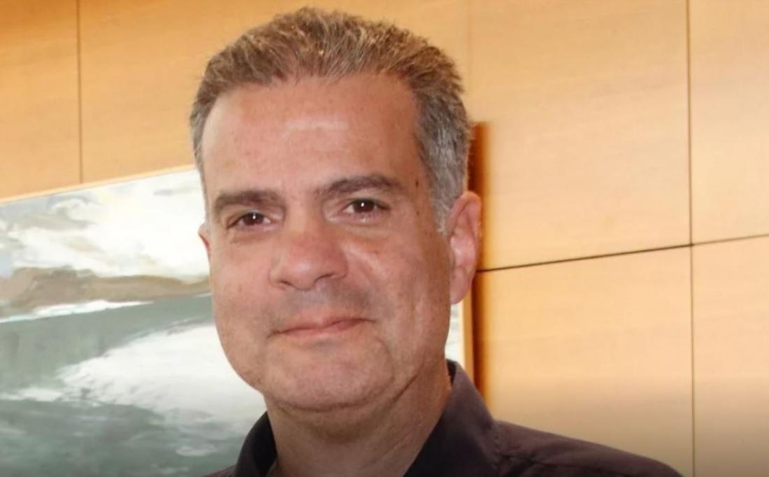 aekweb24's tweet photo. Το Μέγκα μπορεί να ανήκει στο αφεντικό σου αλλά είναι πανελλαδικό κανάλι και εκτός από εμάς που δεν δίνουμε ούτε τον πυρετό μας υπάρχει κόσμος που θέλει απλά να δεί μπάλα και όχι να σε ακούει να ουρλιάζεις 'ο ολυμπιακος' σε κάθε υποψία φάσης. Έχει και η γελοιοποίηση ένα όριο. https://t.co/T7DUBJGUGb