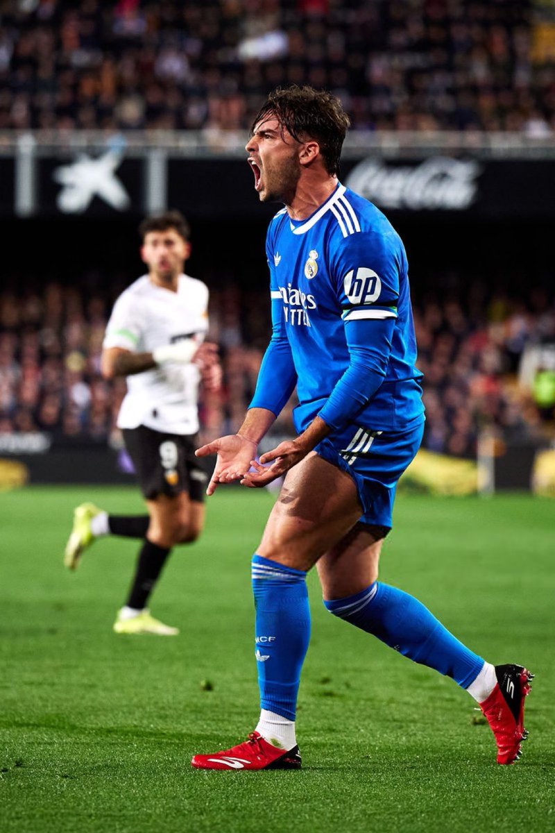 Insider Real tweet media