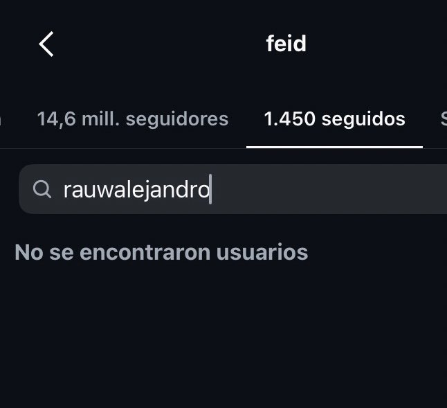 Feid dejó de seguir a Rauw Alejandro en Instagram en apoyo a Cazzu.