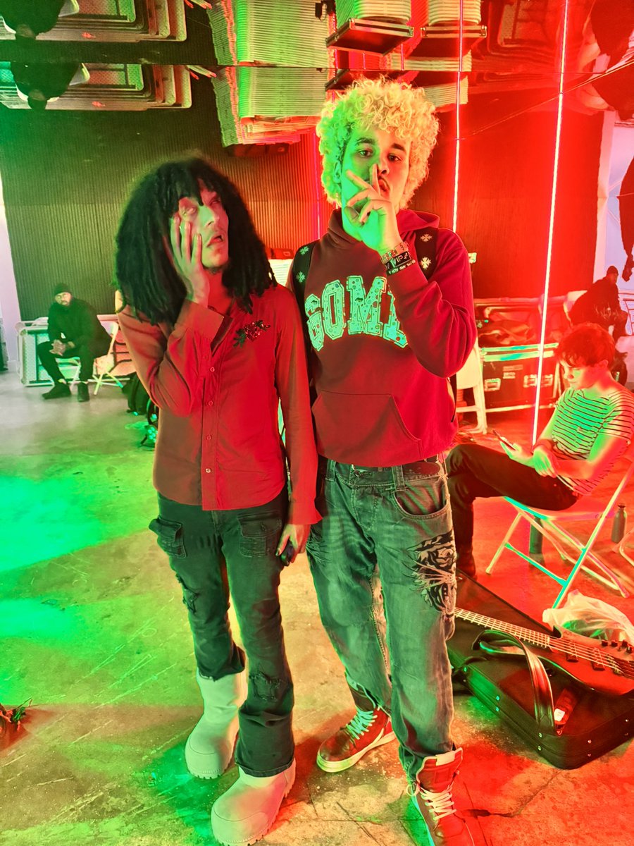 Localvann tweet media