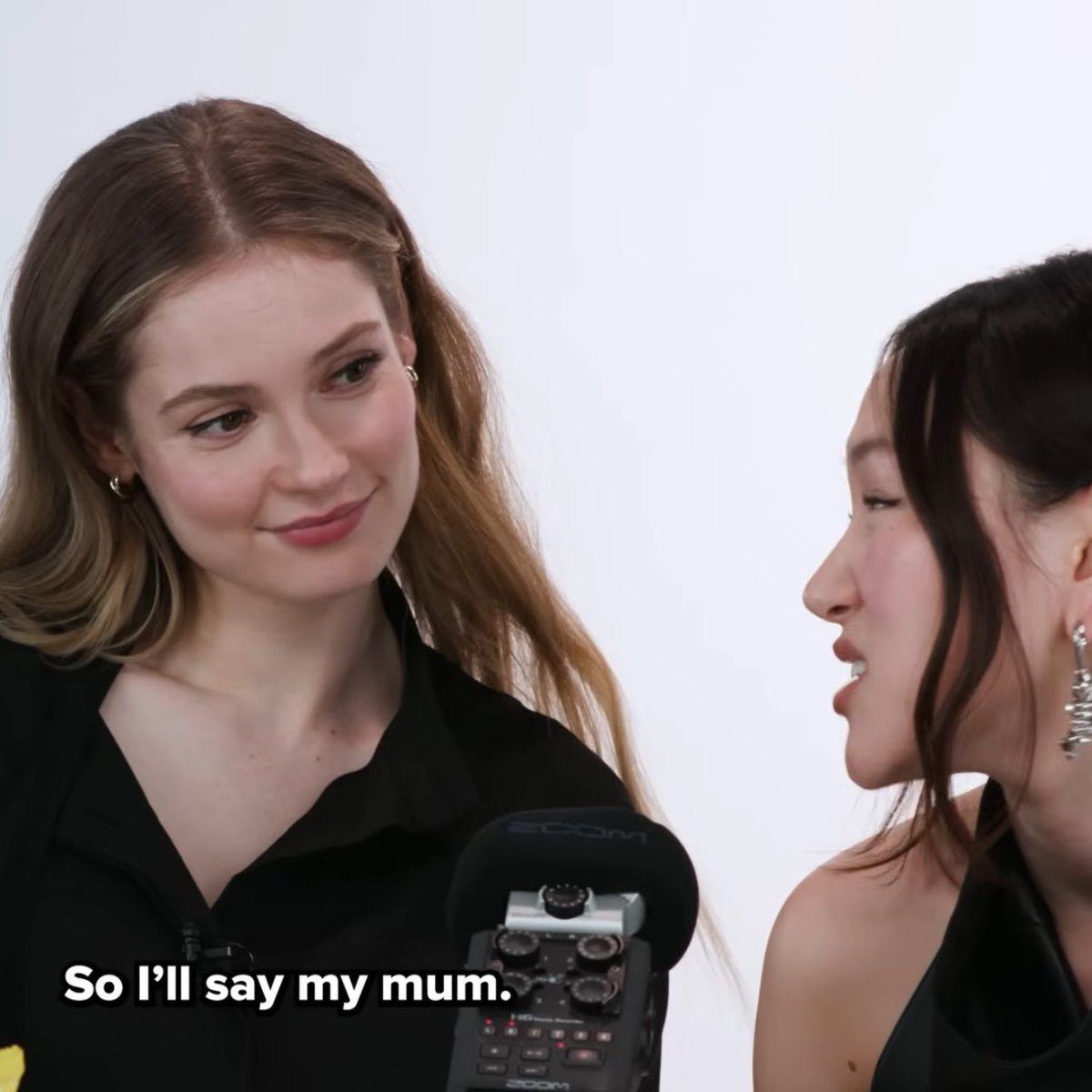 wlwdodd's tweet image. hannah is right where she wants to be