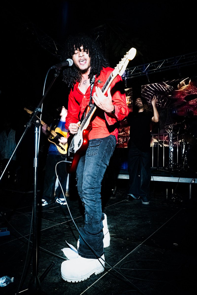 Localvann tweet media