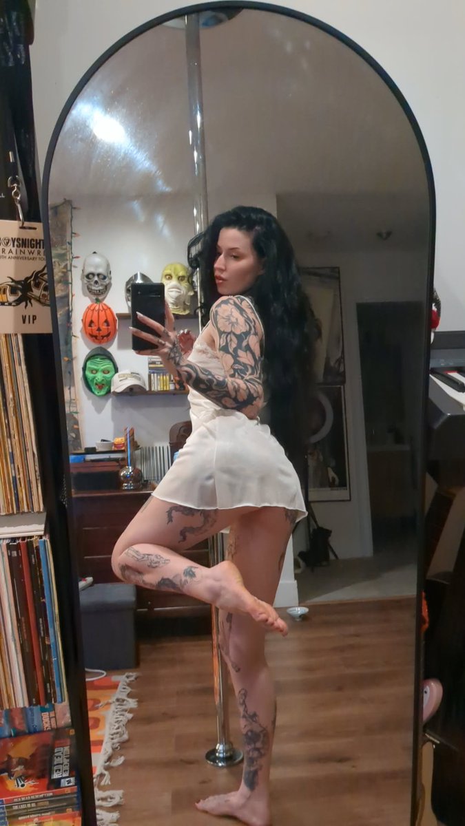 SlimSaydeee tweet media