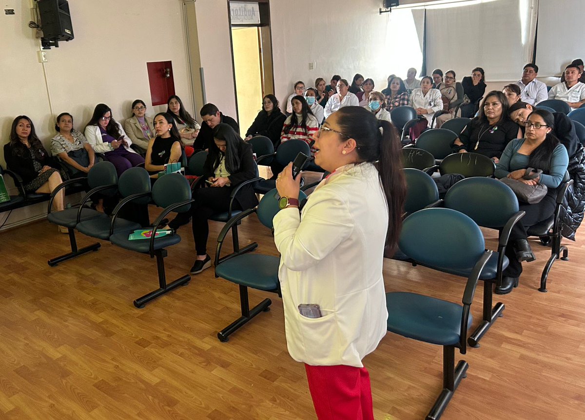 #ElNuevoEcuador | El <a href="/HHCCAzogues/">Hospital Homero Castanier Crespo 🇪🇨</a> clausura el evento académico “Cebras en la Clínica: Transformando la Atención en Enfermedades Raras”, que contó con 21 ponentes. Esta iniciativa busca promover una atención oportuna, humanizada y de calidad, para pacientes con estas patologías.