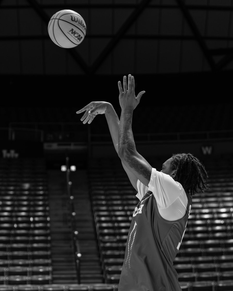 Utah Basketball tweet media