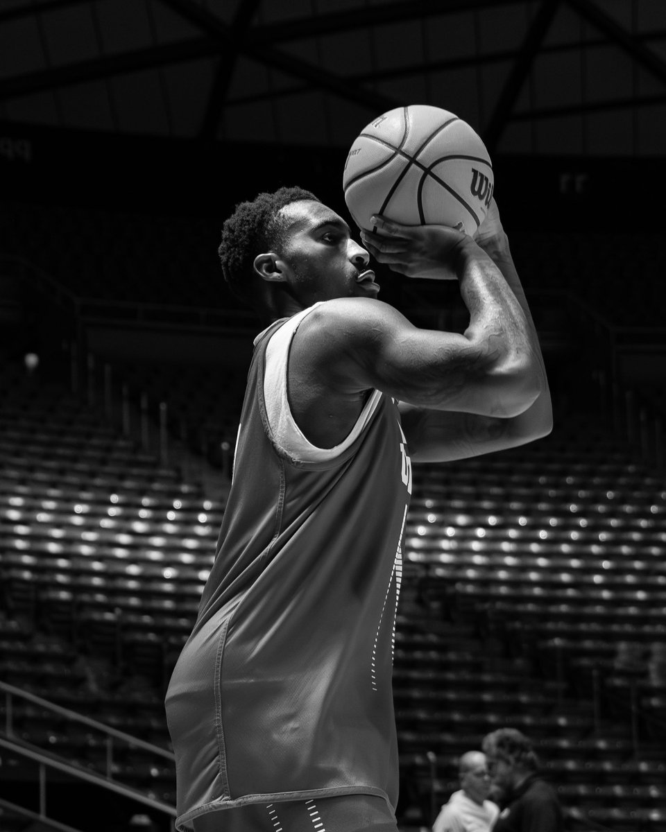 Utah Basketball tweet media