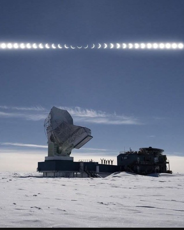 Black Hole tweet media