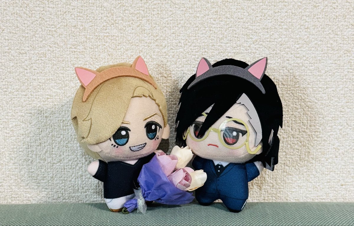 うちにもちてししさんが来てくれましたー🥳🥂✨

なんとわたしがクレーンゲームの才能が皆無で諦めてることを知ってるフォロワーさんが恵んでくれた…
（実はちてさめさんも別のフォロワーさんが恵んでくれた…）
親切で神のように慈悲深いフォロワーさんに囲まれて幸せ🥹

ALTの小劇場もみてね🤭