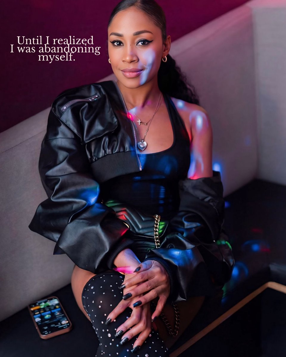 Ariane Andrew tweet media