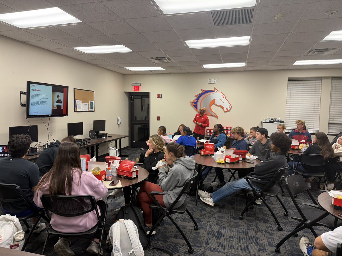 UTA Student Athlete Development tweet media