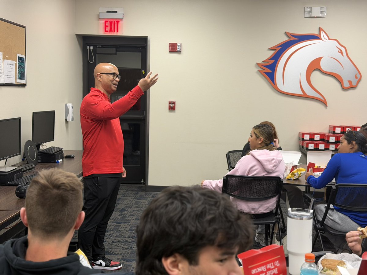 UTA Student Athlete Development tweet media