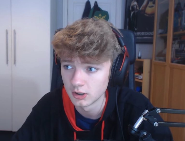 erica!! ☆ tweet media