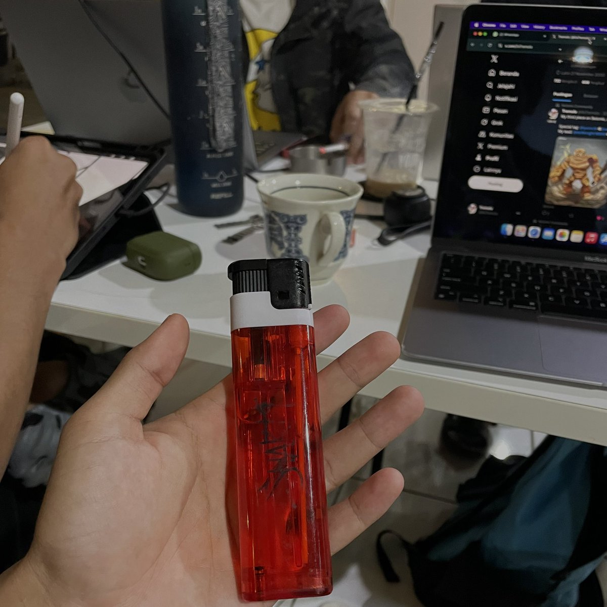 do you often lose your lighters?
maybe you need to buy this