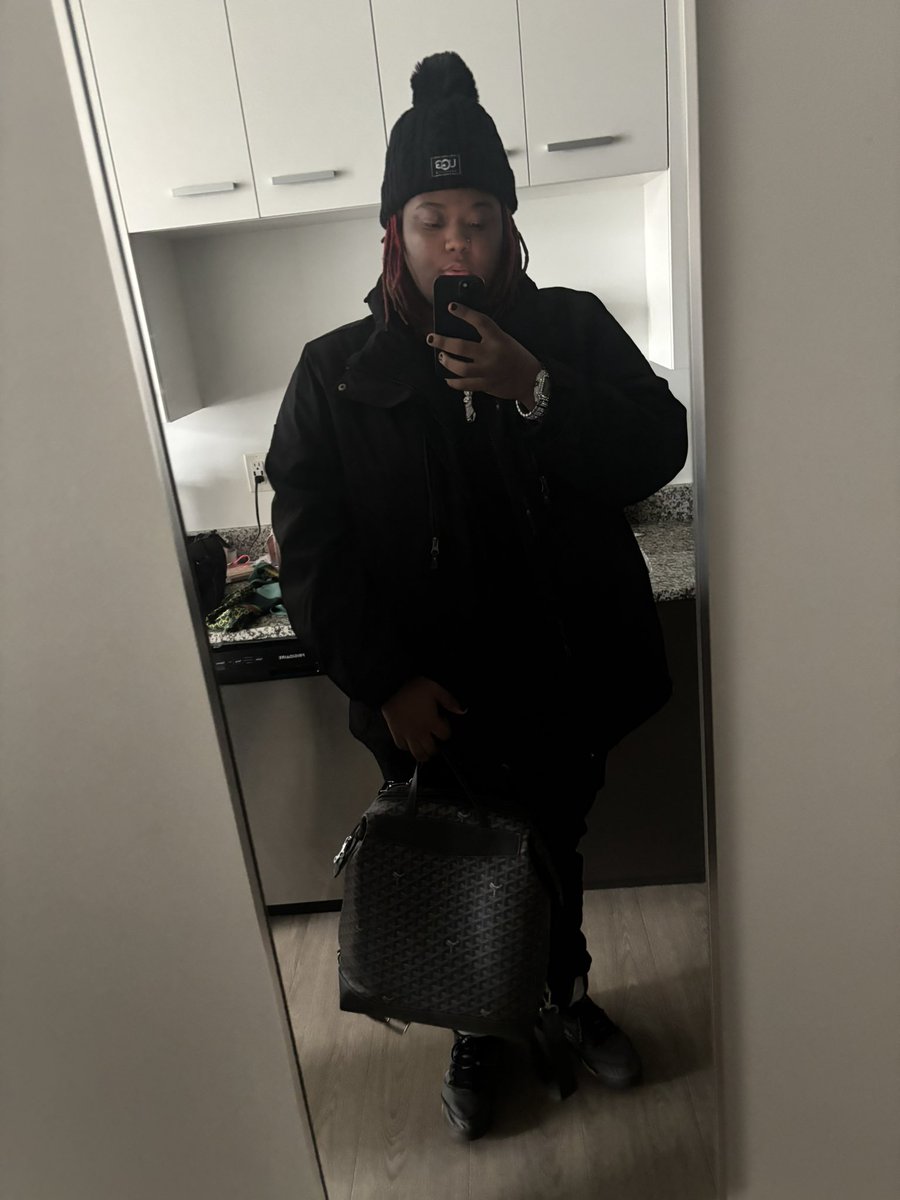 #crimson tweet media