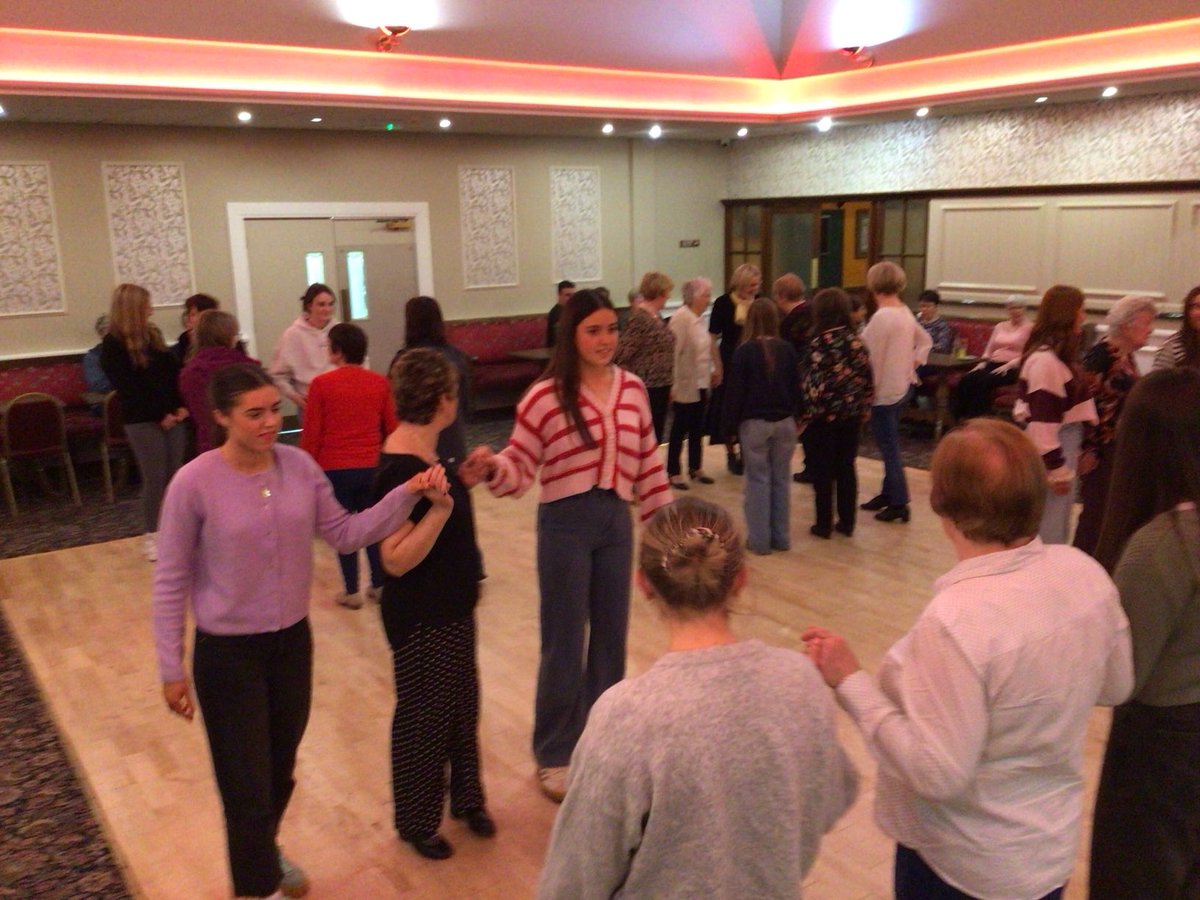 AGS Gaeilge tweet media