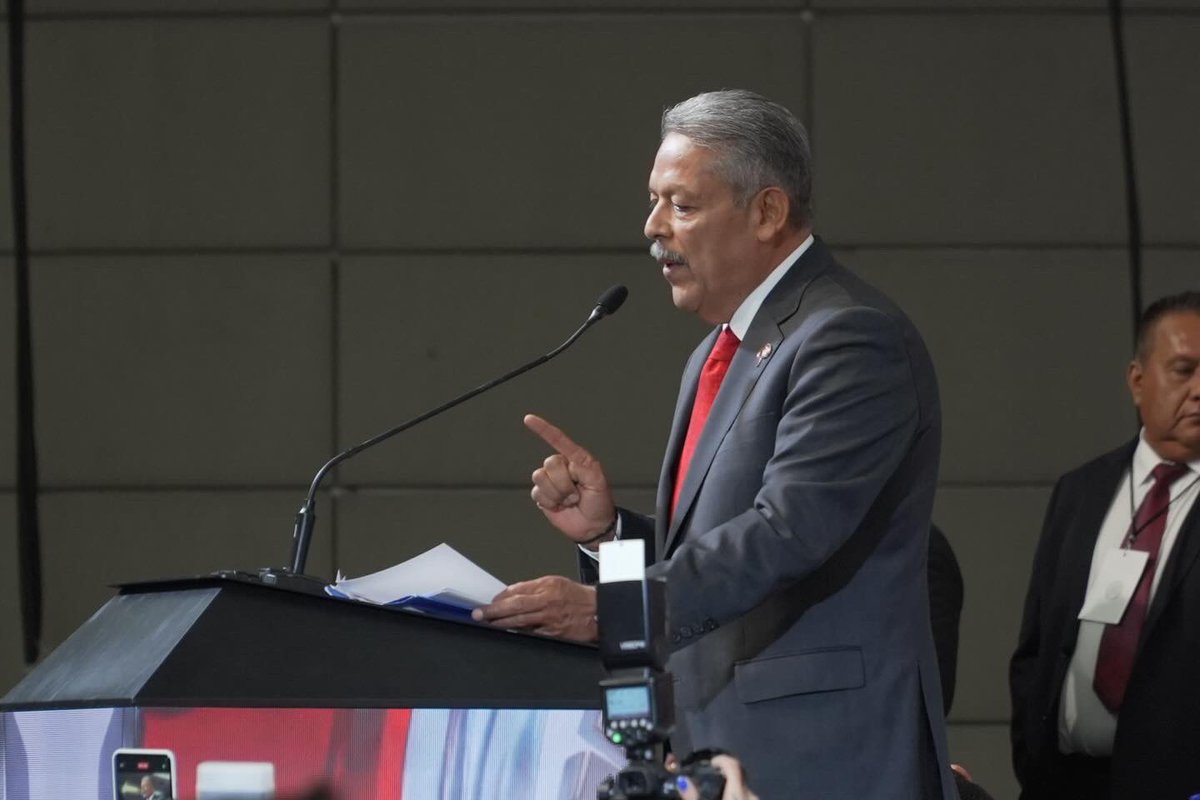 Raúl Domínguez Rex tweet media