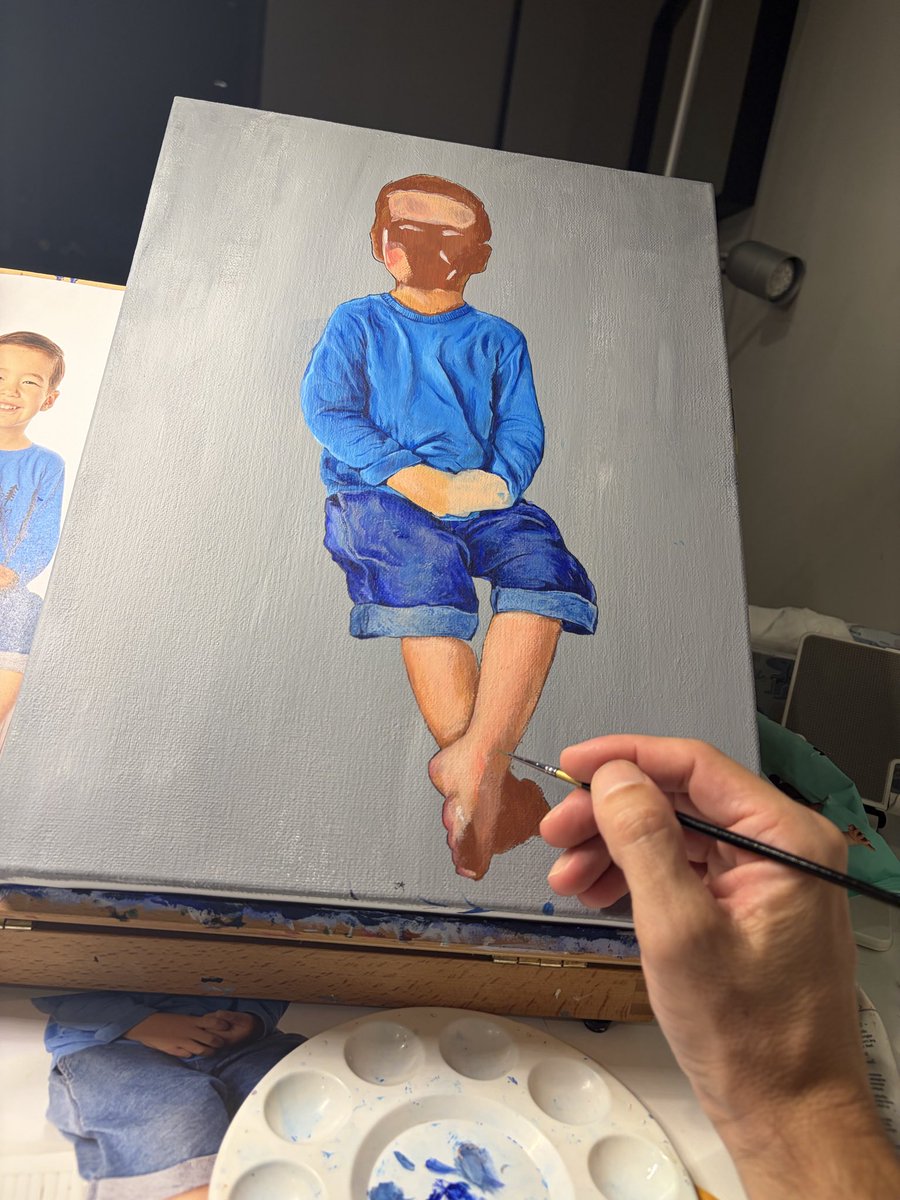 jamespatrickart's tweet photo. Working on Paintings in-between, working on paintings. This is a side project of my son Leo, thinking to get him to paint the background 💚 https://t.co/9m3OH002RF